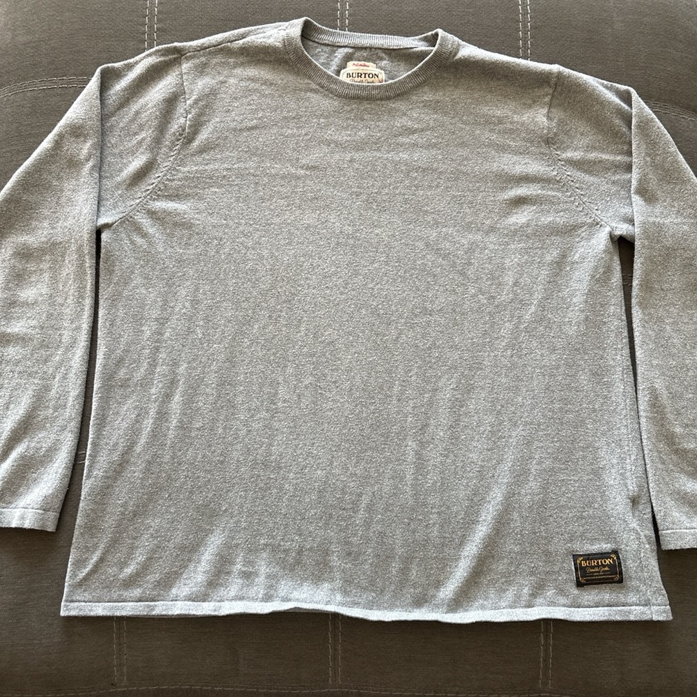 Burton Light Gray Long Sleeve Men's cotton and wool blend sweater. XL